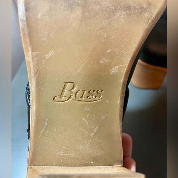 G.H. BASS & CO Sophia Leather Ankle Booties - Picture 10 of 11